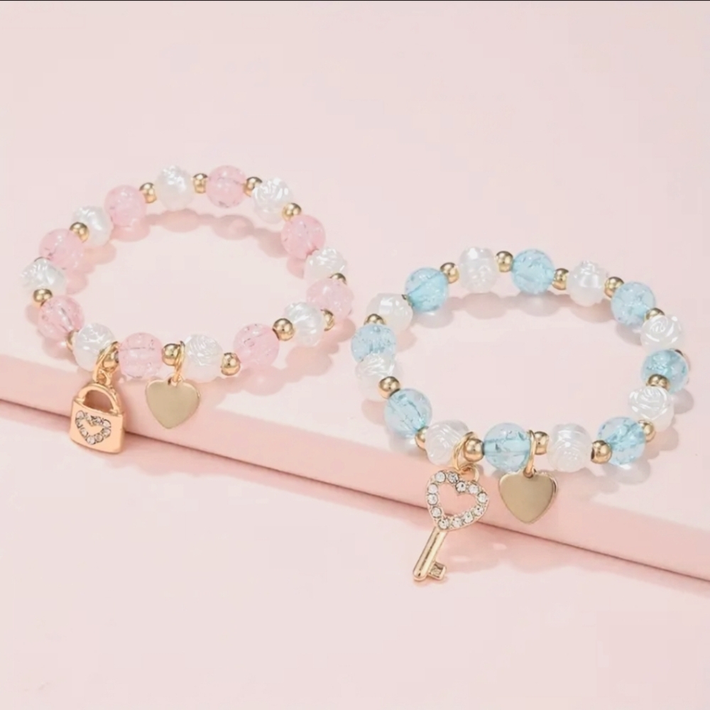 2pcs Girls Cute Lock Key Heart Pendant Bracelet, Flower Design Beaded Elastic - Picture 2 of 7